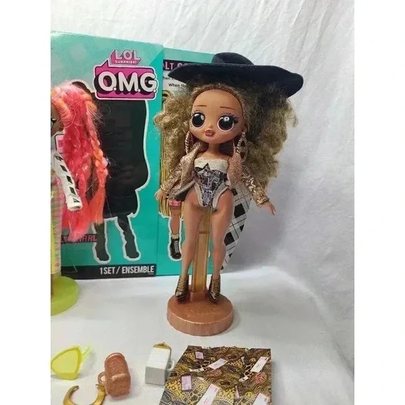 LOL Surprise OMG doll Lot Plus Accessories - Picture 7 of 13